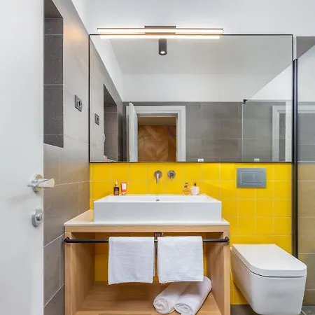 Voliera, Papafigo Glamping Vodnjan