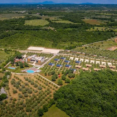 فيلة Voliera, Papafigo Glamping فودنيان
