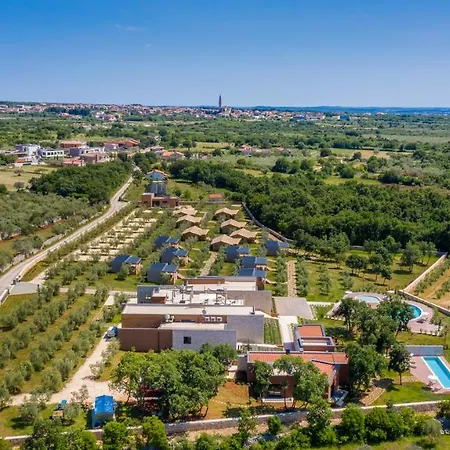 Voliera, Papafigo Villa *